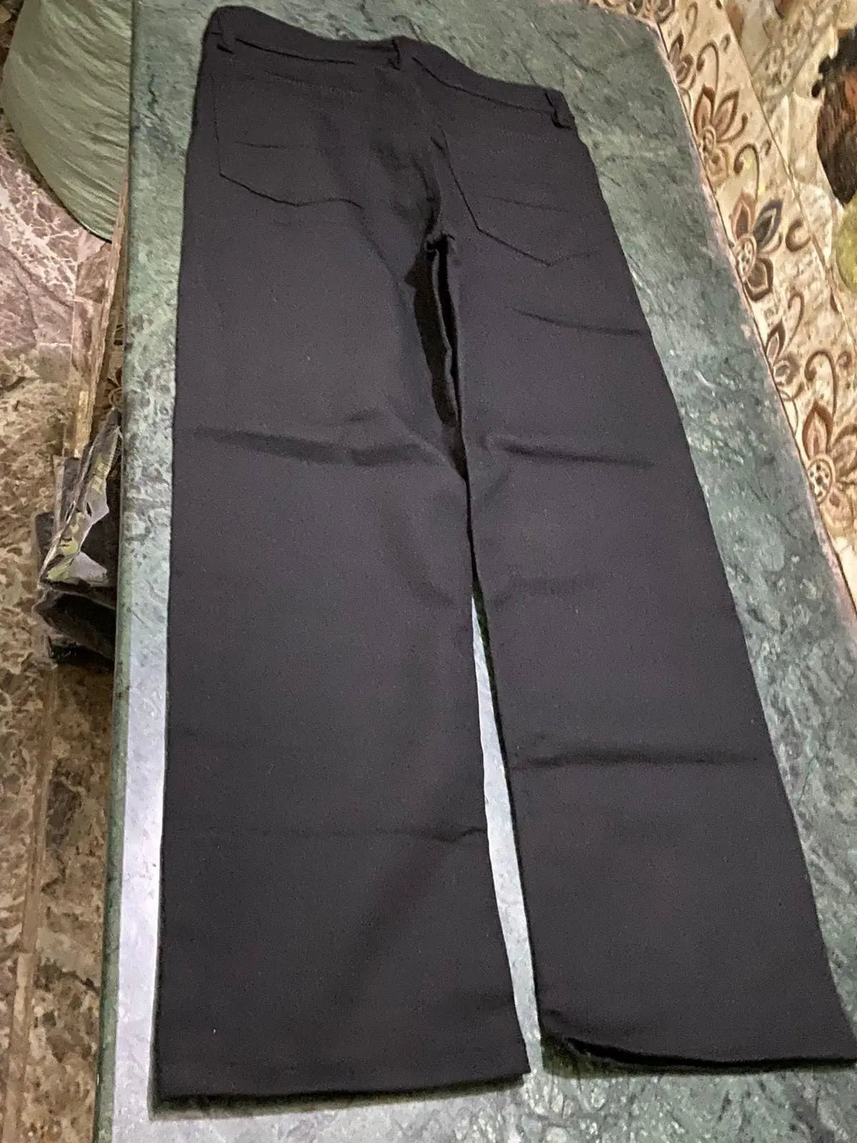 Men's Loose Fit Mid Rise Black Jeans dgksgw-eg