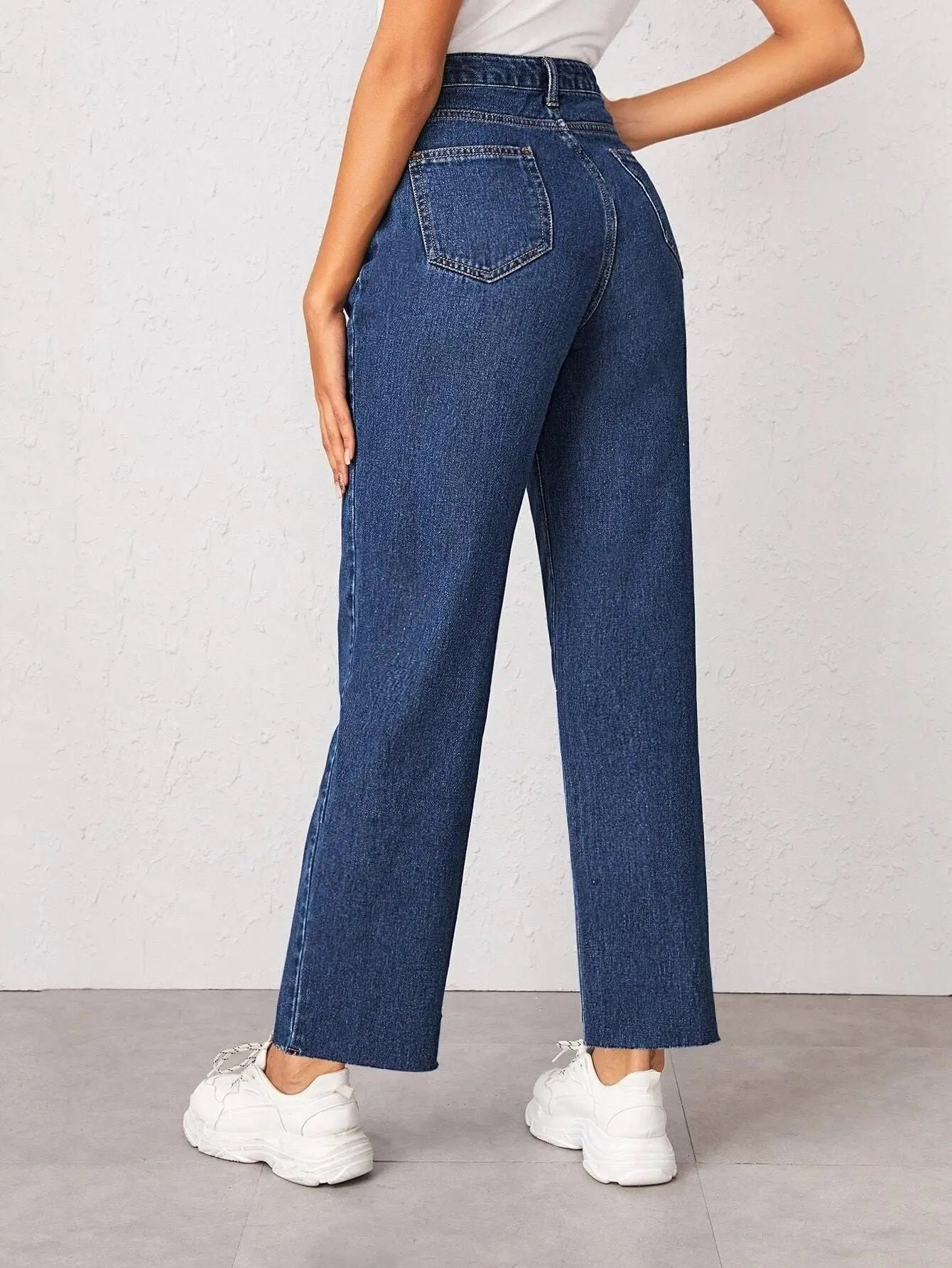 Kotty Women's Cotton Blend Solid Flared Jeans dgksgw-eg